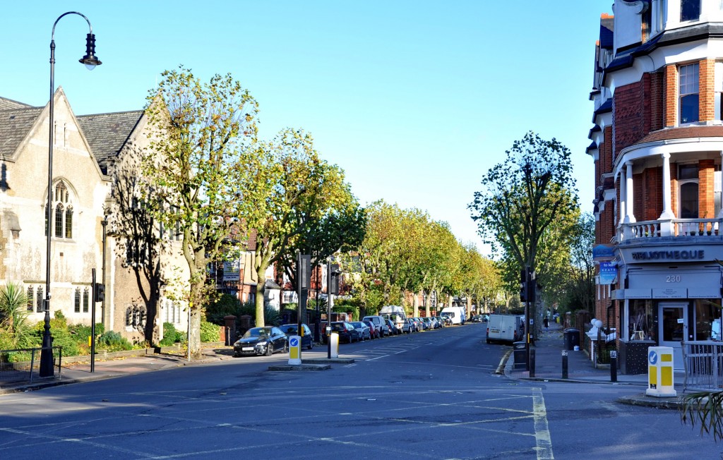 Queens Avenue at Fortis Green Road